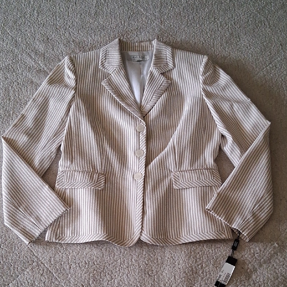 New Tahari Beige Striped Blazer